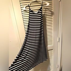 Exist Black and White Large Striped High Neck Swing Dress Size Large